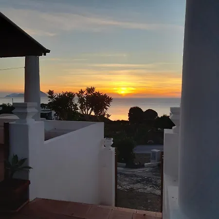 Casa Il Bergamotto - Terrazza Con Vista Tramonto * Pollara