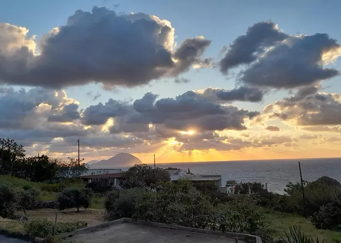 Casa Il Bergamotto - Terrazza Con Vista Tramonto 公寓 Pollara